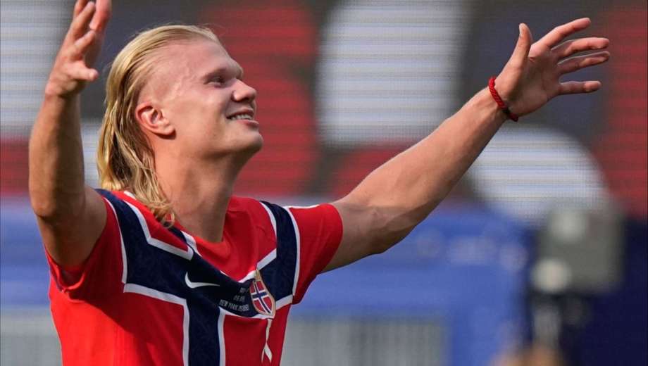 Erling Haaland implementa una disciplinada rutina de sueño, para su bienestar.-