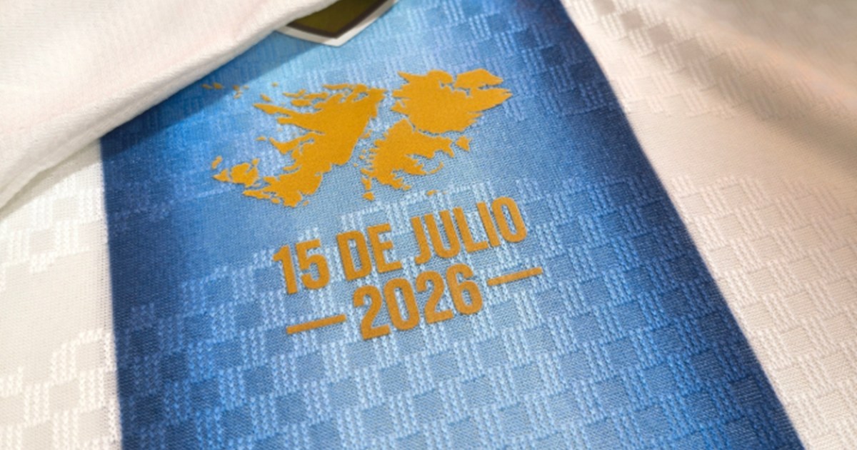 Éxito en Berazategui por camiseta de la Selección con estampa de Malvinas gratuita