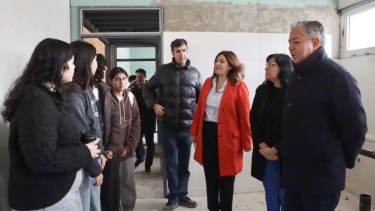 Figueroa convocó a todo su gabinete a trabajar con el municipio de Plottier y respaldó las auditorías
