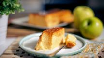 Imagen de Cómo hacer un flan de manzana rápido sin horno: delicioso y nutritivo
