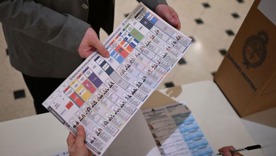 Elecciones 2027: qué son las listas colectoras que el Gobierno quiere recuperar y por qué generan críticas