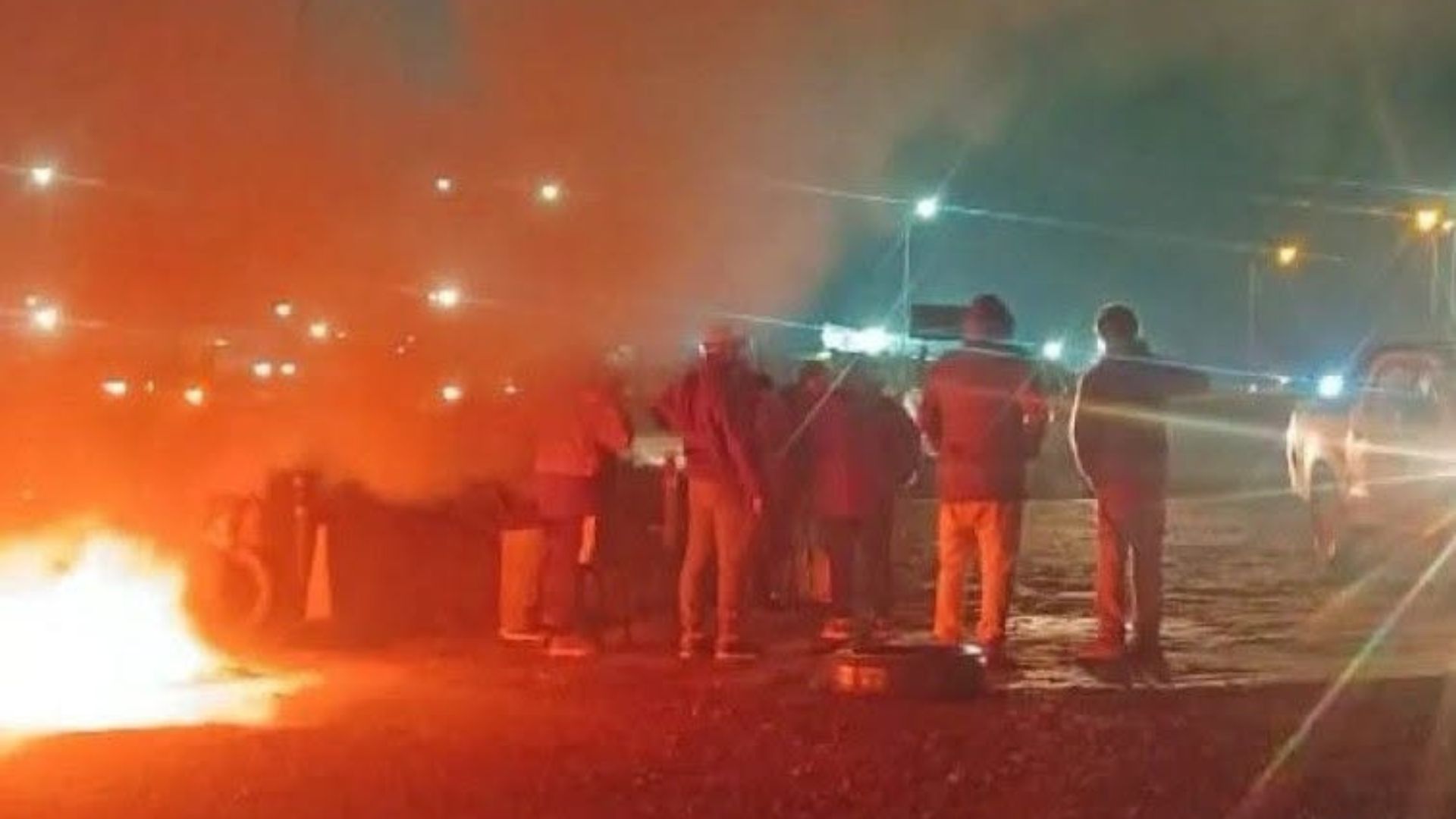Corte en la Ruta 67 cerca de la Autovía Norte en Neuquén por protesta