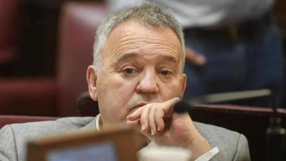Murió un funcionario argentino tras descompensarse en un aeropuerto de Estados Unidos