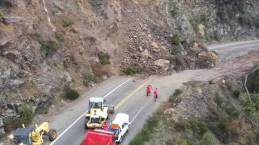 Corte total de la Ruta 40 por un derrumbe de rocas en Siete Lagos: cómo están los tramos de la cordillera de Neuquén y Río Negro
