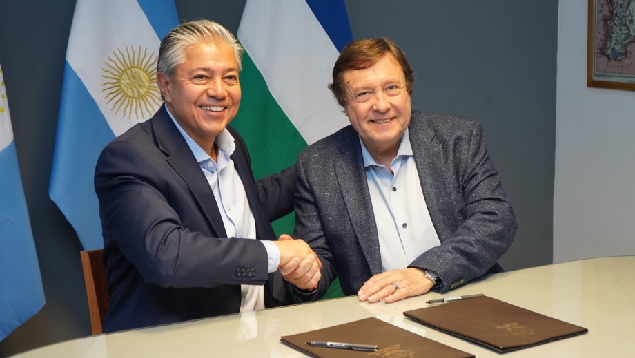 "Integración de la Norpatagonia": Figueroa y Weretilneck firmaron un acuerdo para obras y capacitaciones