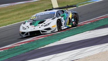 Buen comienzo para el neuquino De la Iglesia en la tercera fecha del Gran Turismo Italiano