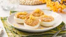 Imagen de Cómo preparar huevos rellenos de atún: una opción nutritiva y sencilla para tus comidas