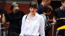 Imagen de Las cinco prendas que nunca pasan de moda y seguro tenes en tu placard