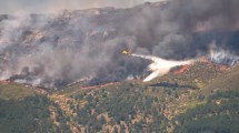 Imagen de Incendios sin control en Francia y España: casi 270.000 evacuados por el avance de las llamas
