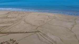 Video | El colosal homenaje al Indio Solari en las playas de Las Grutas que emociona en el Mundial 2026