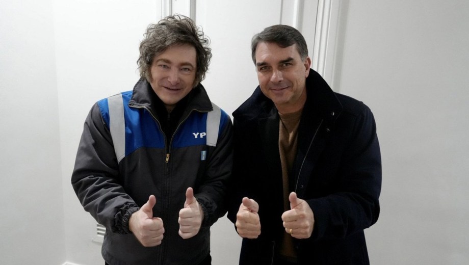 Javier Milei y Flavio Bolsonaro.