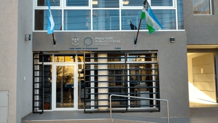 Acusan a tres personas de usar recibos de sueldo falsos para obtener préstamos por $2 millones. Foto: archivo.
