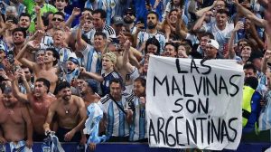Cómo la bandera de Malvinas llegó a la Selección Argentina: el momento que hizo historia en el Mundial 2026