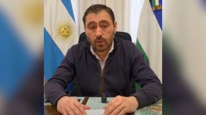 Marcelo Román confirmó que dejará provisoriamente la Intendencia de Allen, pero advirtió: «No voy a renunciar»
