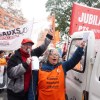 Imagen de Las centrales obreras se sumaron a la protesta de los jubilados y endurecieron las críticas a Javier Milei