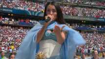 Imagen de María Becerra brilló cantando el himno argentino en la final del Mundial 2026