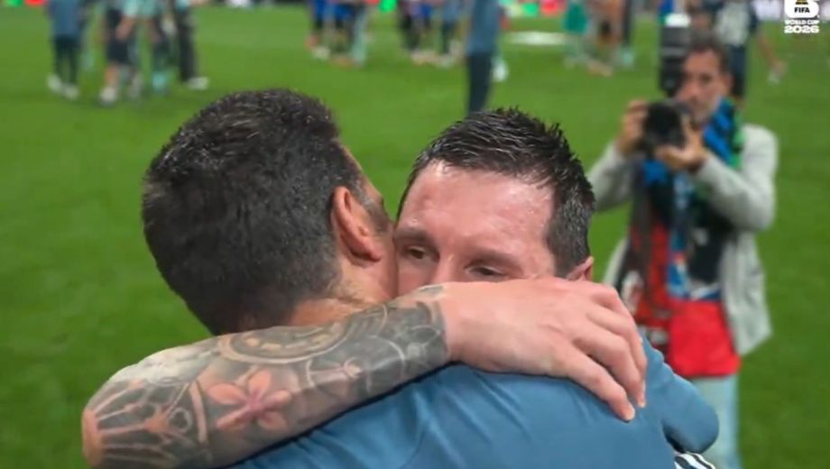 El conmovedor abrazo entre Lionel Messi y Lionel Scaloni.-