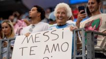 Imagen de Quién es Pauline Kana, la abuela de 100 años que conquistó a Messi y se hizo viral en el Mundial 2026