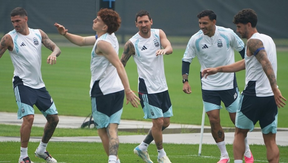 Entrenamiento de la Selección Argentina. Fotos: Clarín Fotografía 