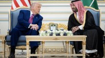 Imagen de Donald Trump analiza aprobar un acuerdo nuclear con Arabia Saudita que le permitiría enriquecer uranio