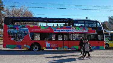 Vecinos de Neuquén y la región recorren la ciudad en vacaciones de invierno