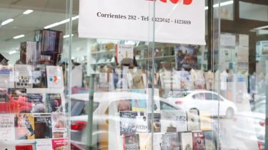 Las ventas de libros físicos cayeron 34% en dos años: ¿desregular es la solución?