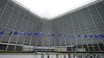 Imagen de La Unión Europea sancionó a Google con una multa de US$ 1.000 millones por monopolio en su buscador y Google Play