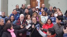 Imagen de Ley de Tierras: organizaciones y gremios de Neuquén entregaron notas en rechazo al proyecto