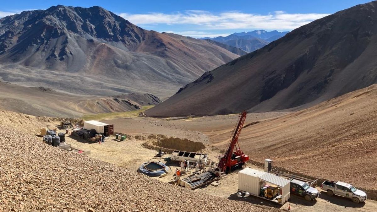 Nuevos hallazgos de cobre y oro en el proyecto Piuquenes de San Juan