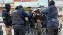 Imagen de Golpe al narcomenudeo en Catriel: desbarataron un kiosco narco y recuperaron varias motos robadas