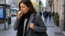 Imagen de La tos que no se va: por qué puede durar hasta dos meses después de una gripe y cuándo consultar