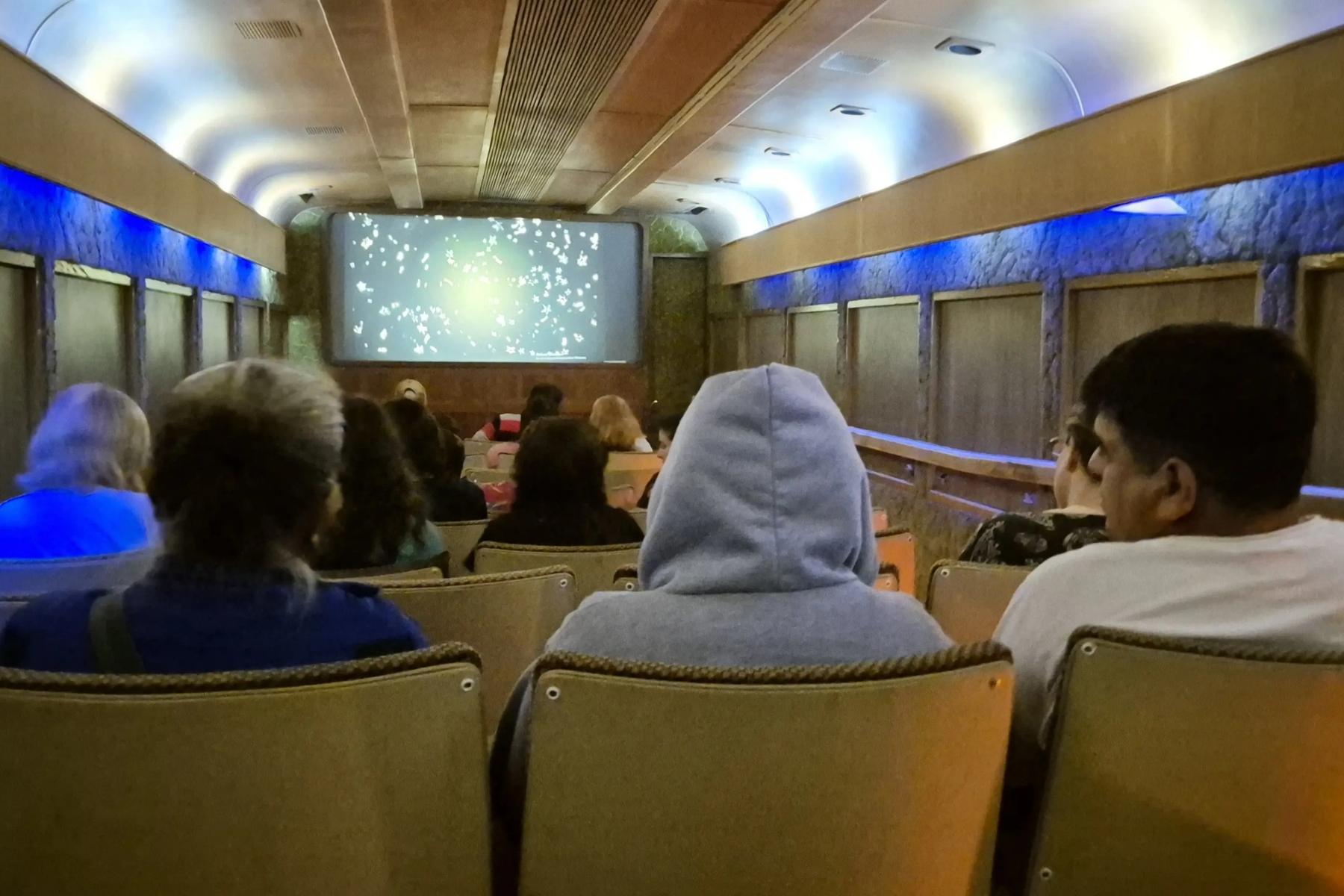 Cine sobre rieles: el viaje donde la Patagonia también se mira en pantalla
