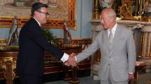 Imagen de Andy Burnham asumió como nuevo primer ministro del Reino Unido tras la renuncia de Keir Starmer