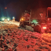 Imagen de Ignoraron la barrera baja y quedaron atrapados en la nieve: fueron rescatados tras un operativo en Neuquén