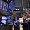 Imagen de Bonos en alza, riesgo país a 402 puntos: el mercado fortalece la apuesta por la estrategia financiera del Gobierno