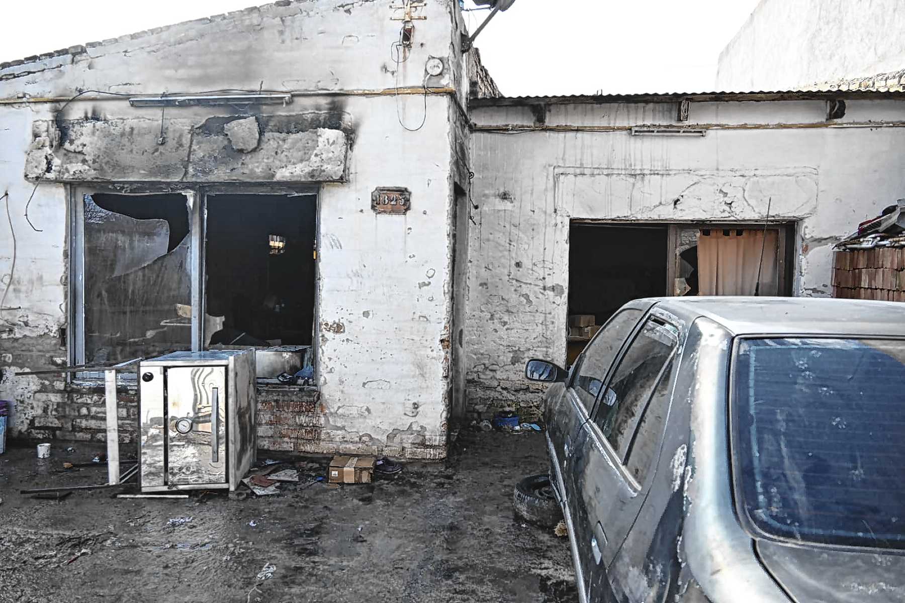 Joven de Roca con quemaduras graves tras incendio en su vivienda