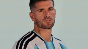 El truco de Rodrigo de Paul en el Mundial 2026 para transformar un look deportivo con un solo color