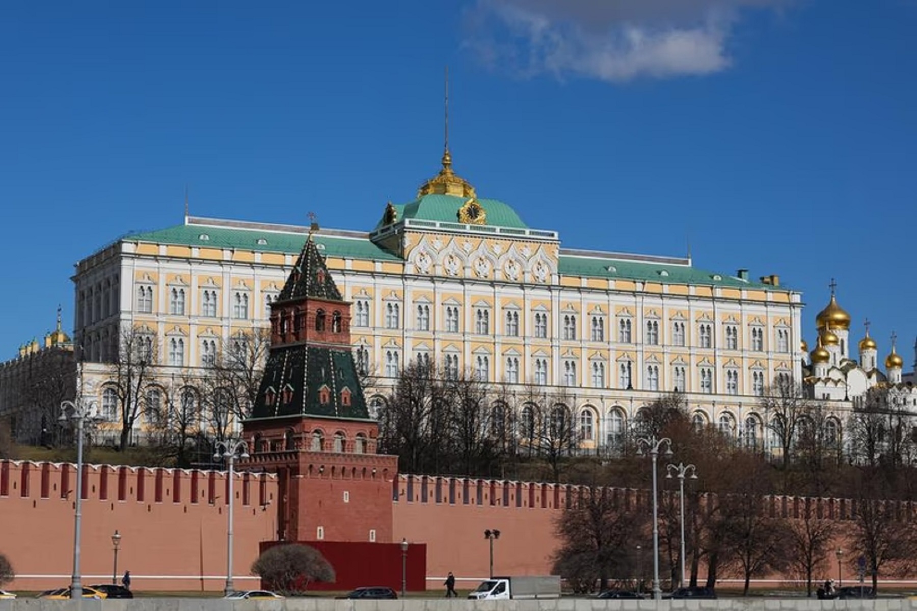 Ataque con drones en Rusia dejó siete muertos y decenas de heridos en centros logísticos