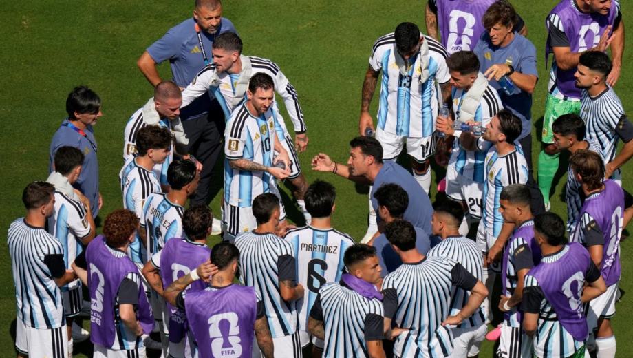El mensaje de Javier Milei y del arco político tras el partido de la Selección: "Muchas gracias, jugadores"