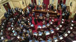 Revés para el Gobierno: se postergó para el 6 de agosto la votación de la ley de venta de tierras