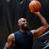 Imagen de LeBron James firmó el contrato con la mayor rebaja salarial en la historia de la NBA