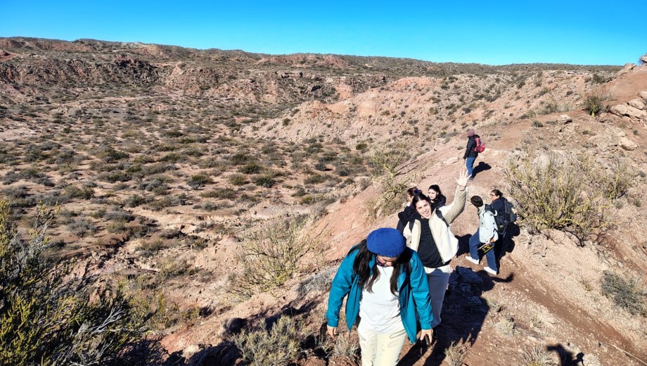 La licenciatura en Ciencias Ambientales incluye salidas al campo en el Alto Valle. (Gentileza).