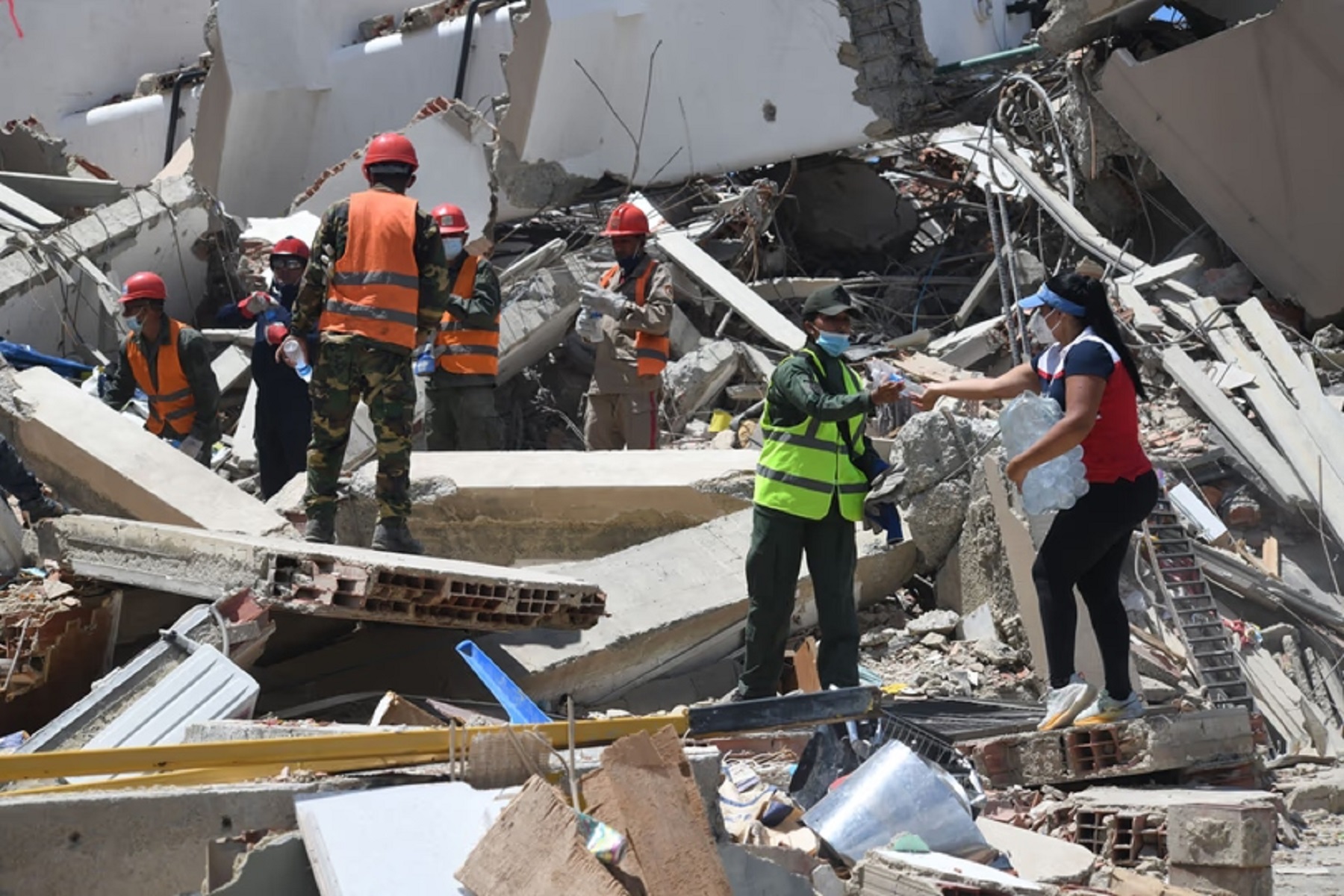 Aumentan a 4.333 los fallecidos en Venezuela por los terremotos