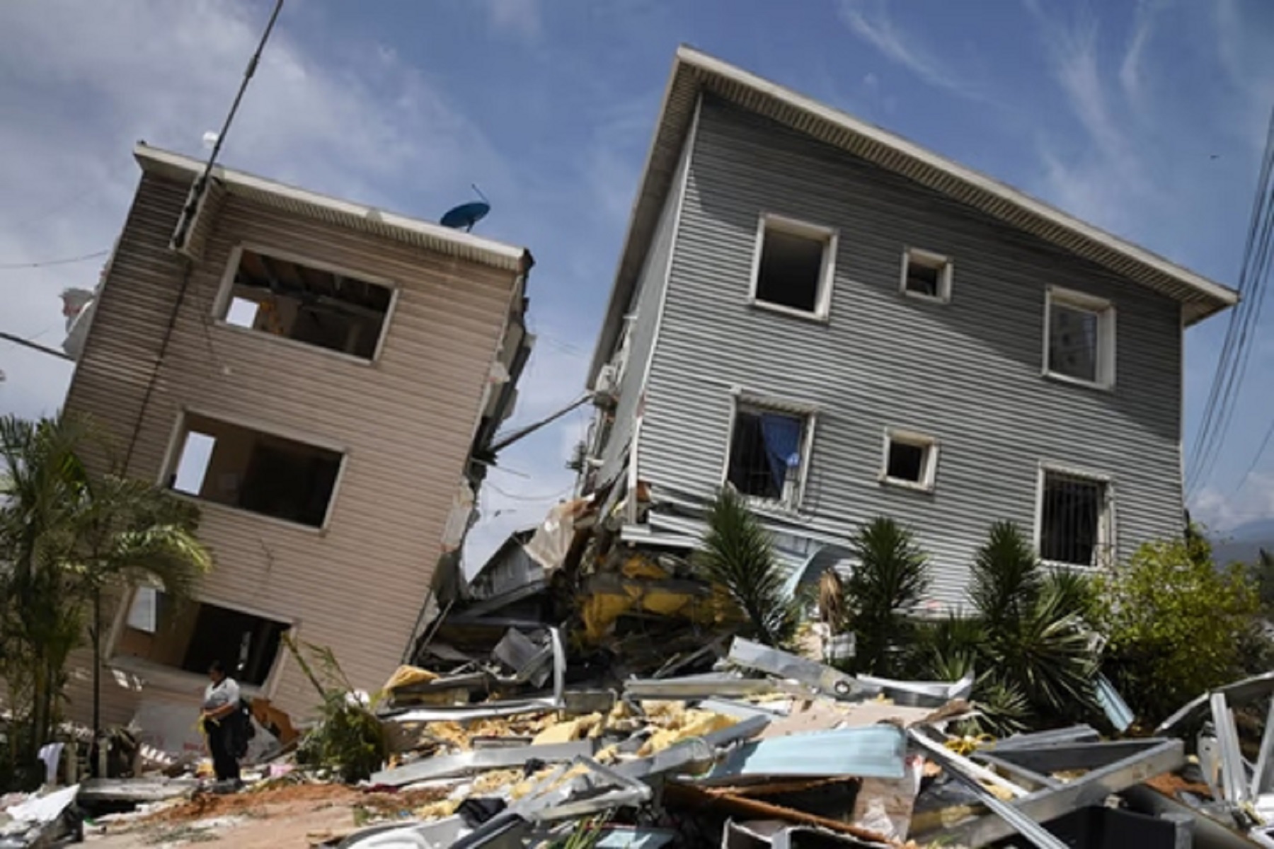 Venezuela llevará a cabo inspección en más de 30.000 edificios tras terremotos recientes