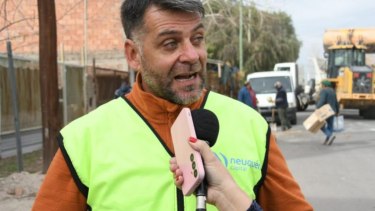 «Evitar microbasurales»: el operativo de limpieza en Neuquén saca 55 toneladas diarias de chatarra de dos barrios
