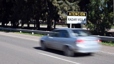 Radares en Río Negro: dos localidades concentran casi el 73% de las multas por exceso de velocidad