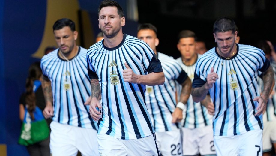 Lionel Messi encabeza el equipo de la Selección Argentina. (Foto: AP)