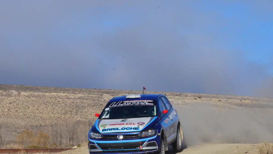Daniel Llanos ratificó su gran momento y se quedó con el triunfo en la prueba zapalina. (Fotos Omar de los Santos)