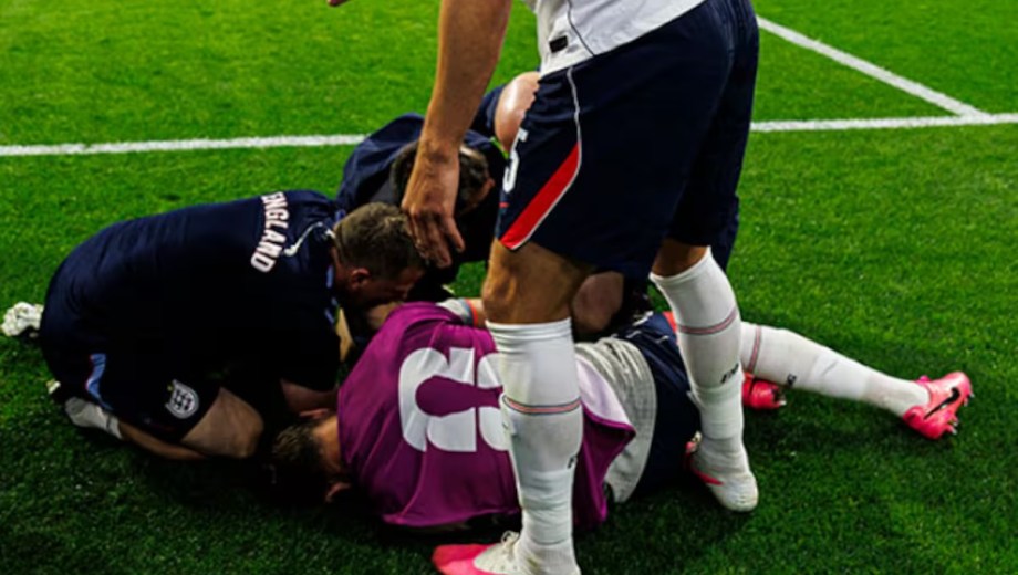 Jordan Henderson podría perderse todo lo que resta del Mundial. 