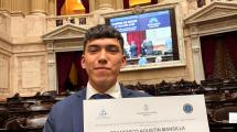 Imagen de Un joven de Villa La Angostura llevó al Congreso un proyecto para prevenir la ludopatía